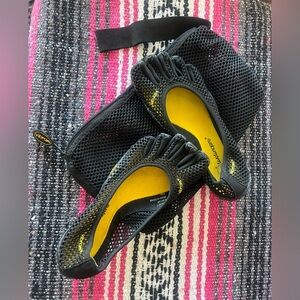 Vibram Fivefingers Women's Black Mesh Toe Shoes with Yellow Insoles
